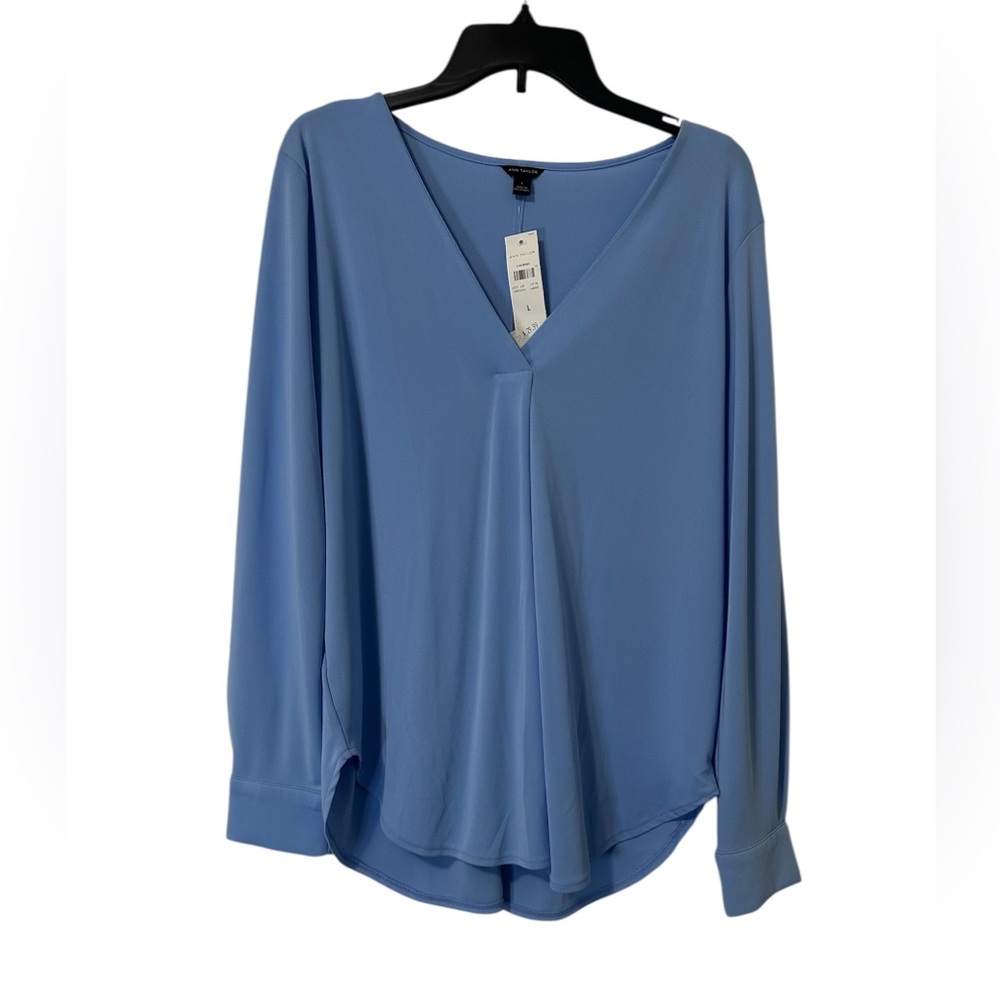Ann Taylor Long Sleeve V-Neck Blouse in Sky Blue